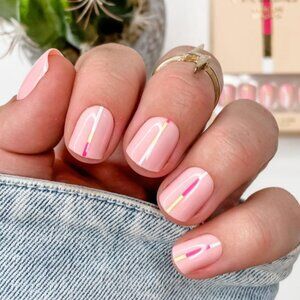 Red Aspen Nail Dashes – Jackie's Neon Lights Press On Nails